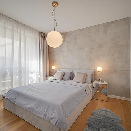 2 Bedroom With Parking