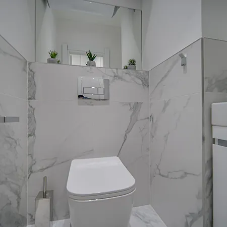 2 Bedroom With Parking Apartman Szófia