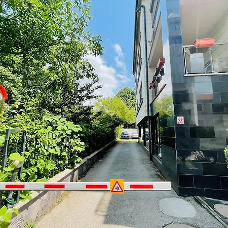 2 Bedroom With Parking Апартамент София