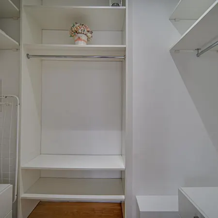Апартамент 2 Bedroom With Parking София